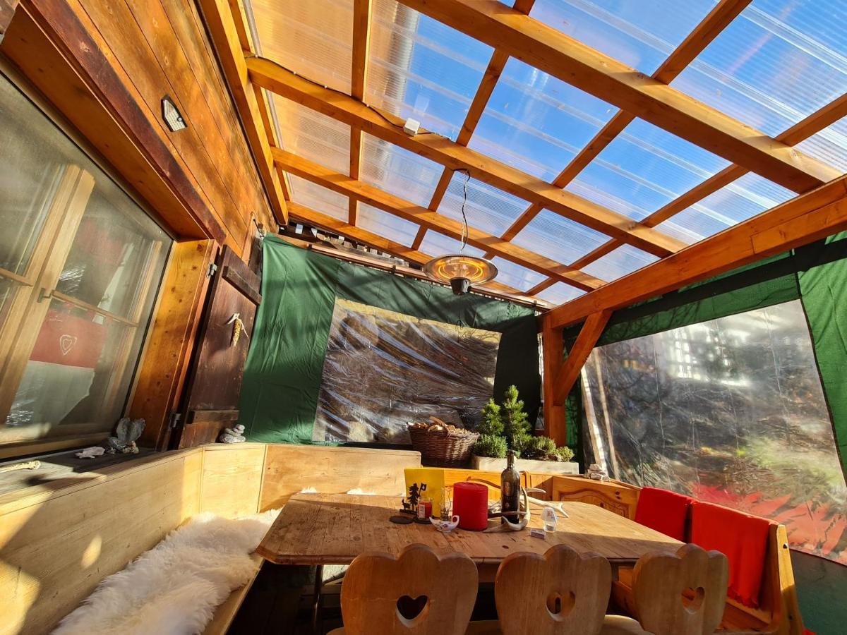 Ferienhaus & Ferienwohnung Winay Wayna Gotschna Blick Клостерс Екстериор снимка