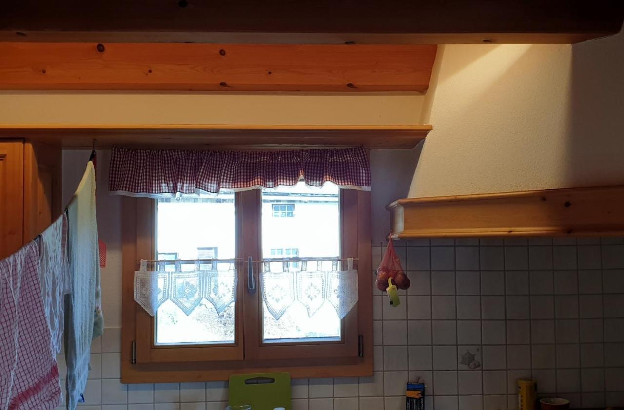 Ferienhaus & Ferienwohnung Winay Wayna Gotschna Blick Клостерс Екстериор снимка